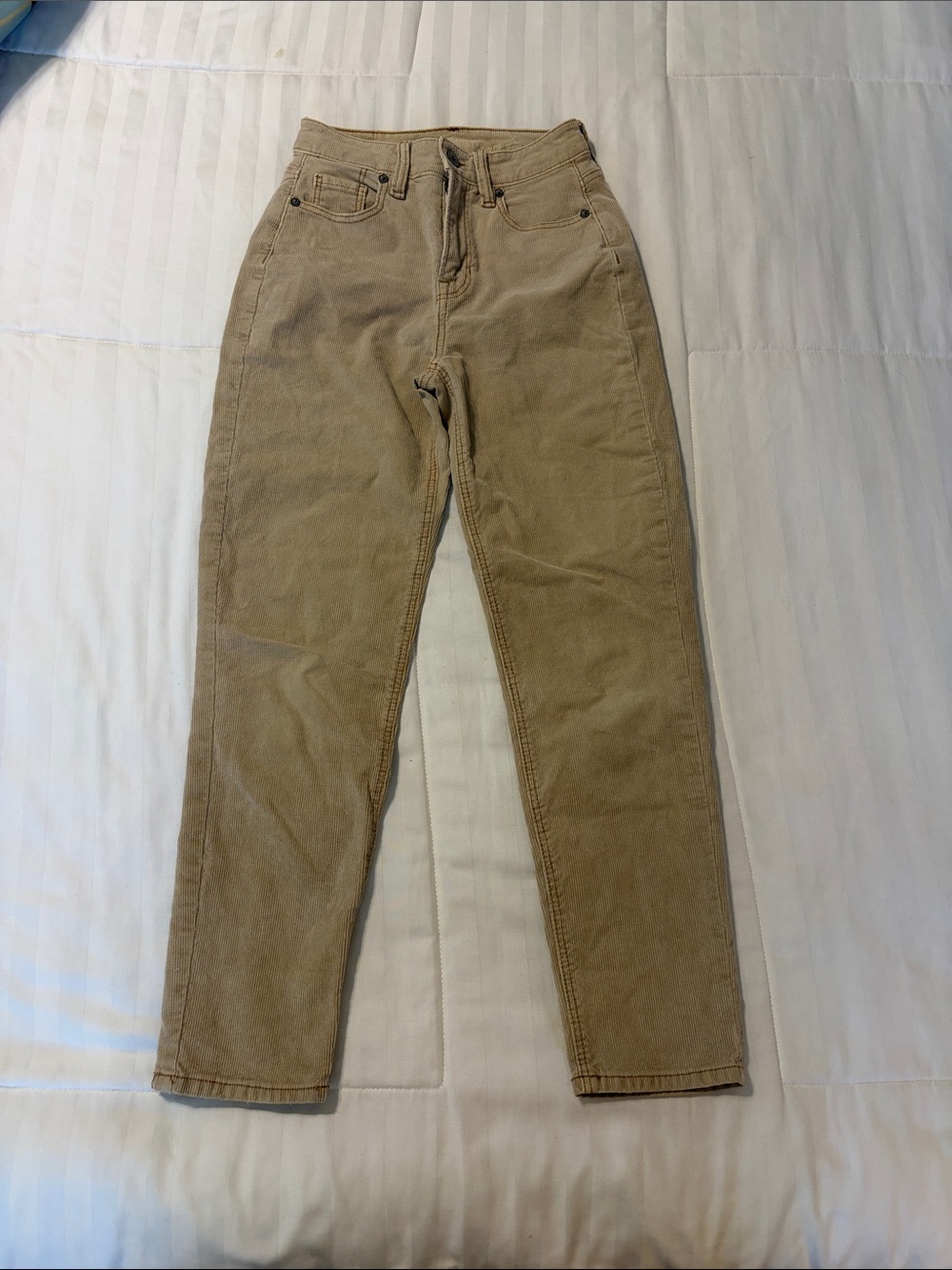 American Eagle Outfitters Women’s Corduroy Pants in Tan